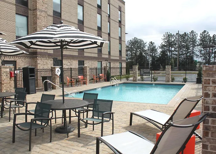 Hampton Inn Forsyth