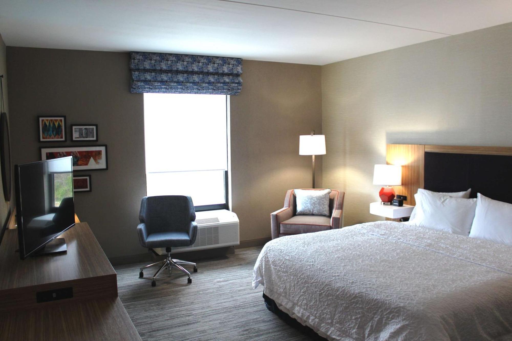 Hampton Hotel 3*