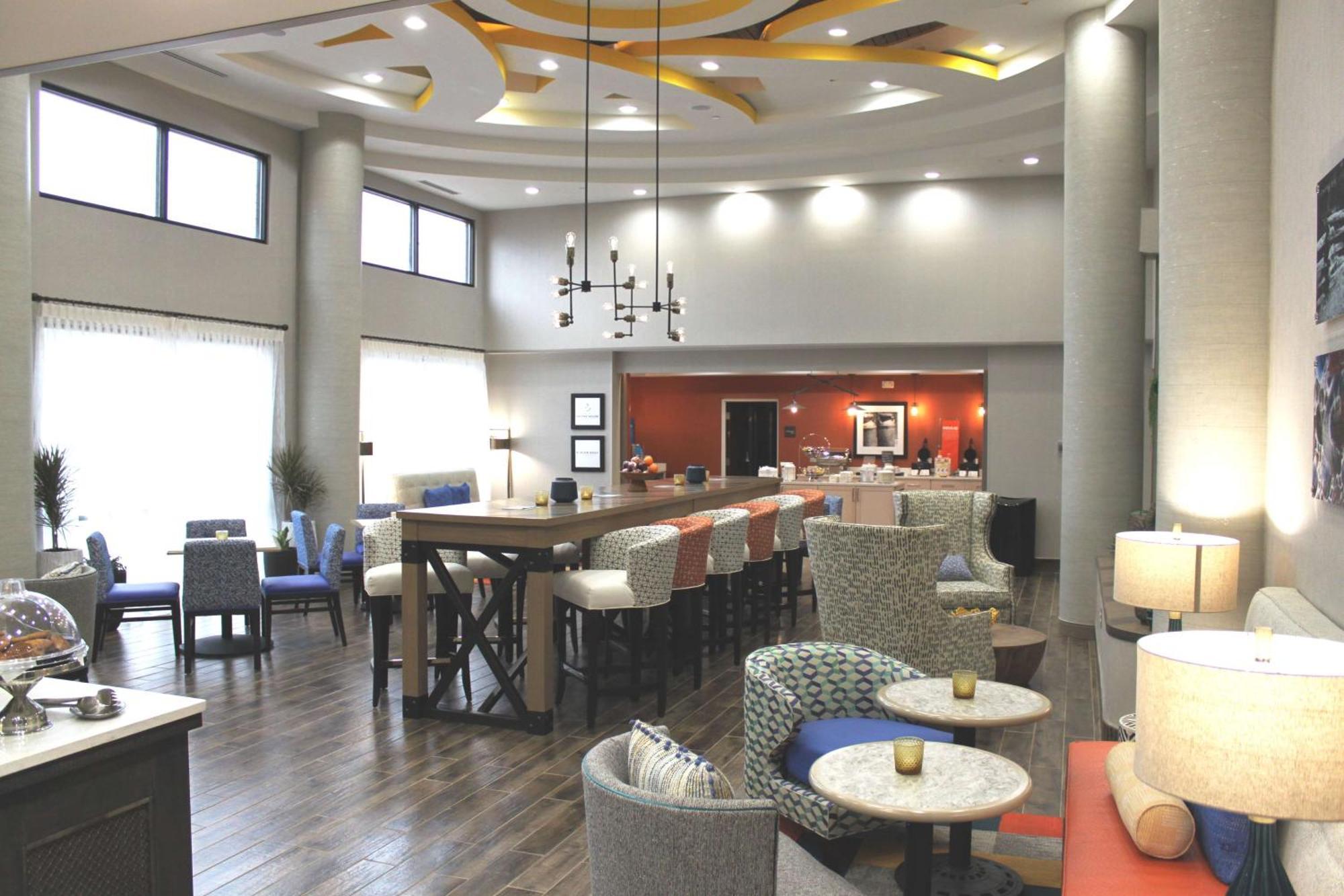 Hampton Hotel 3*