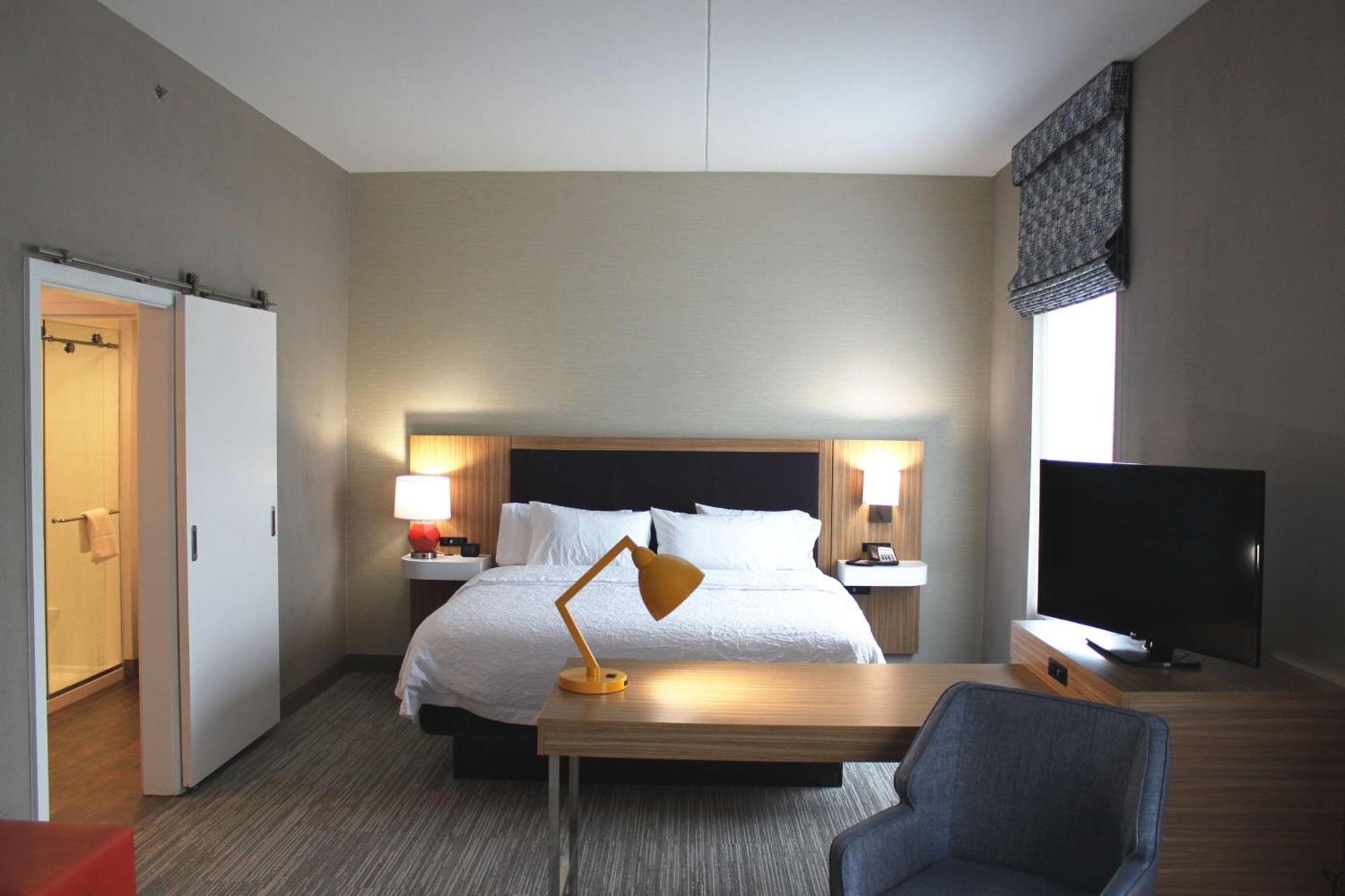 Hampton Hotel