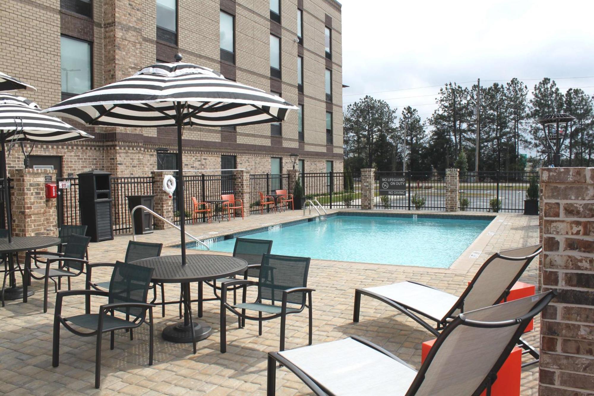 Hotel Hampton Forsyth